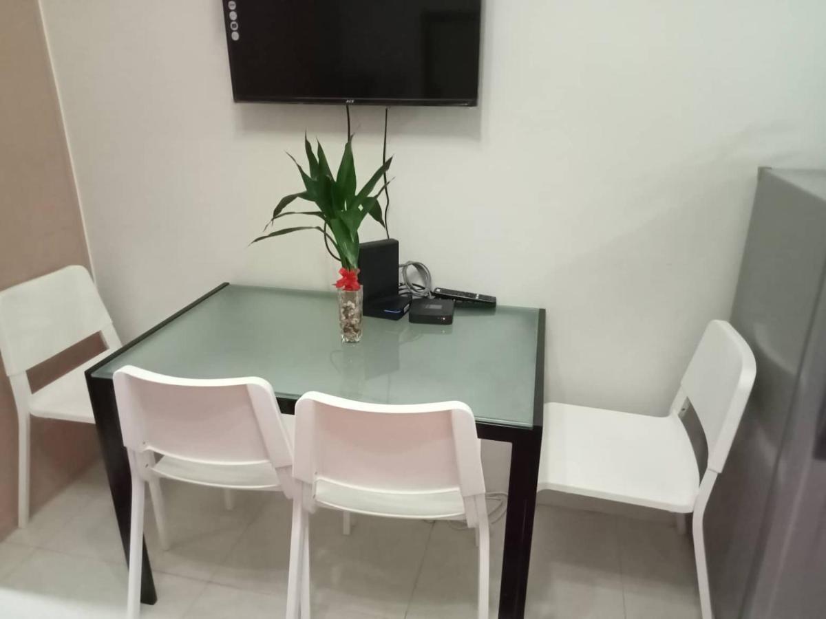 Affordable Condotel Near Manila Airport Экстерьер фото