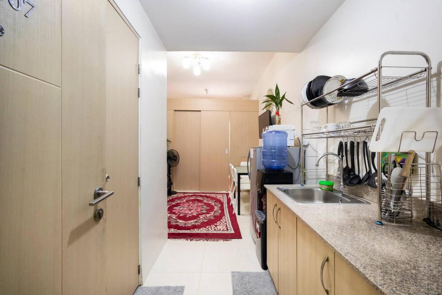 Affordable Condotel Near Manila Airport Экстерьер фото