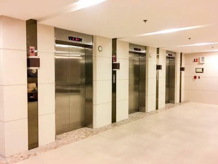 Affordable Condotel Near Manila Airport Экстерьер фото