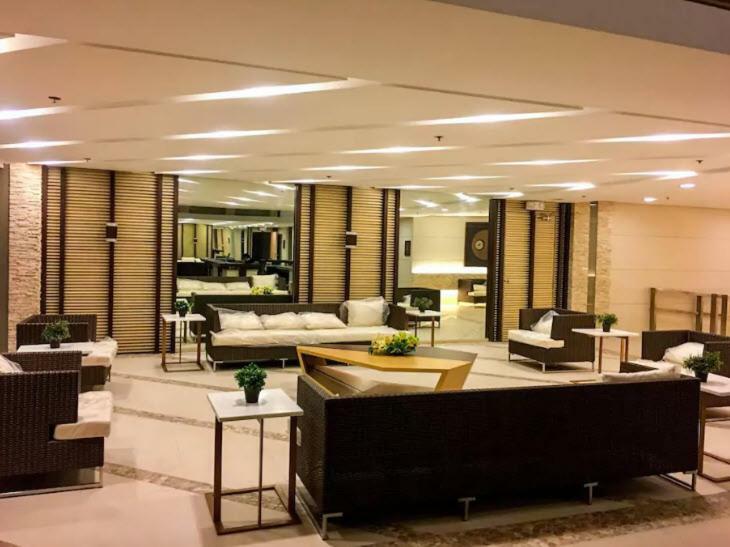 Affordable Condotel Near Manila Airport Экстерьер фото